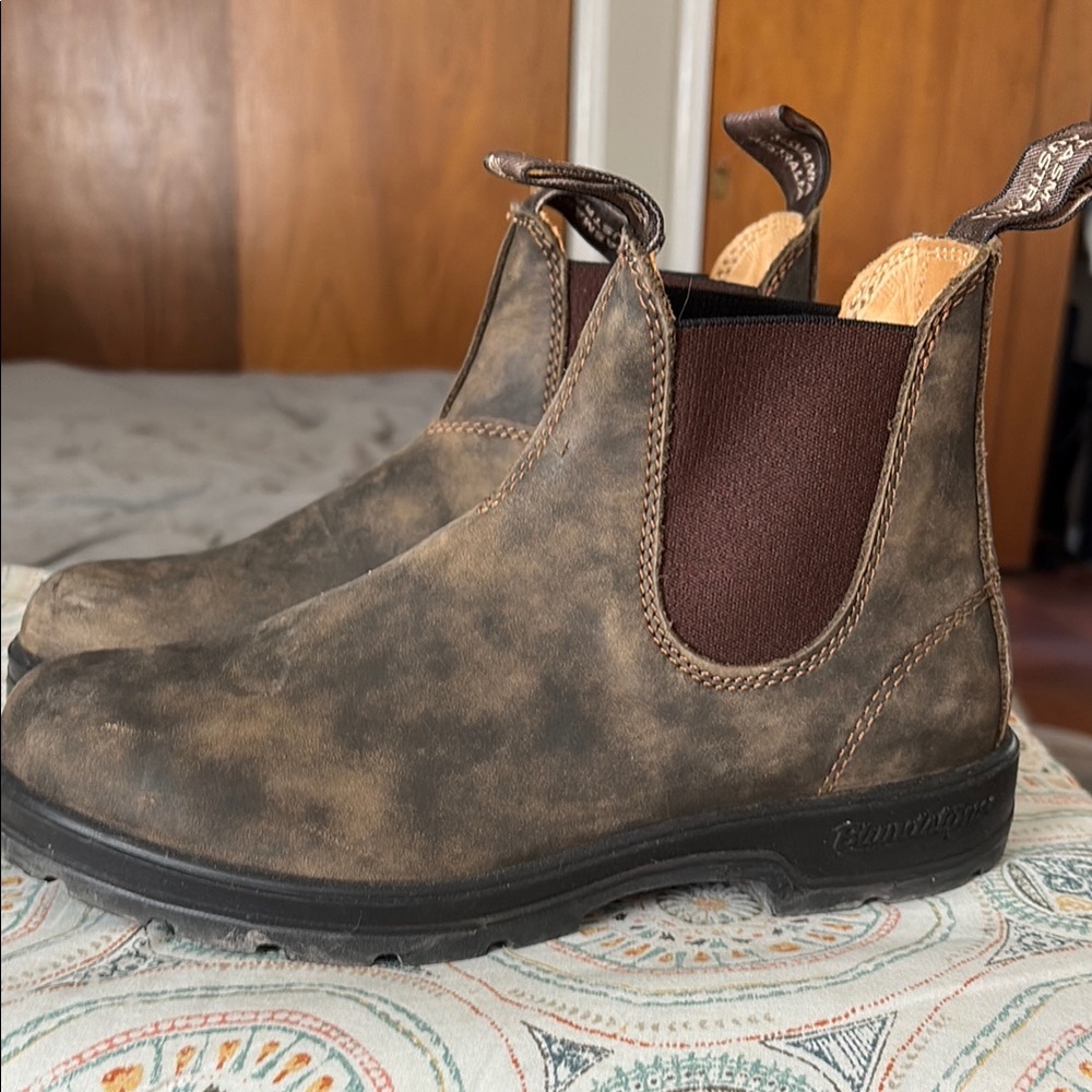 Blundstone Brown Leather Boots Durable Classic Style